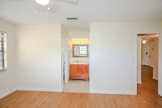 Photo - 4464 Oak Terrace Dr