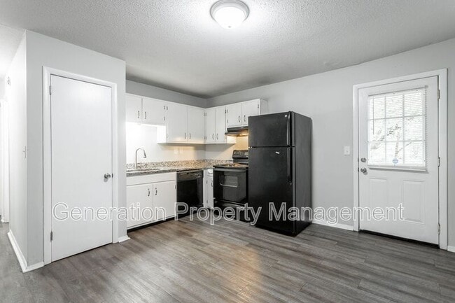 Building Photo - 113 Goodson Ave