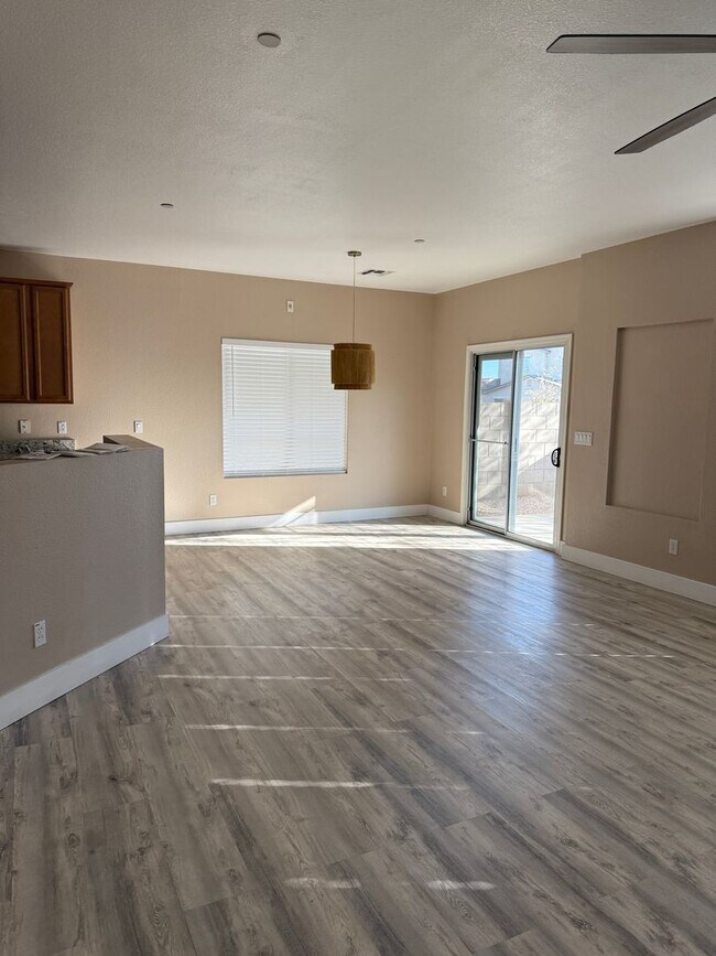 Photo - AVAILABLE NOW! Beautiful 3BD/3BA North West HOME Resort-Style Living Across from Omni Tucson Nat...