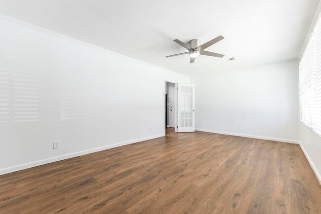 410 Thomson Rd