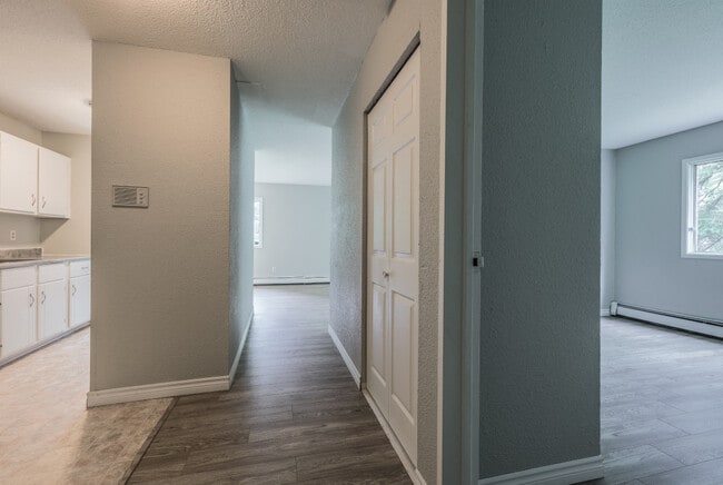 85 Westgrove