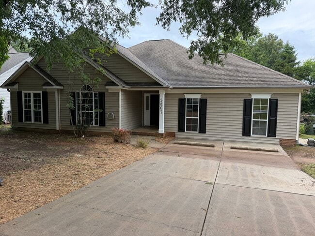 Building Photo - 5807 Timber Falls Pl NW
