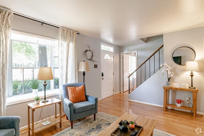 Building Photo - 304 N University Blvd Unit ID1043721P Rental