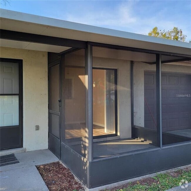 Townhomes for Rent in Yalaha FL 4 Townhouses