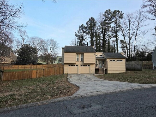 Photo - 3288 Timber Bluff Dr NE