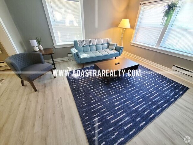 Building Photo - 1 Bedroom Apartment in Westport-Available ...