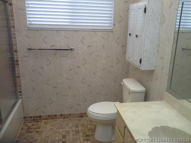 Photo - 15108 Ashland Dr Unit 195