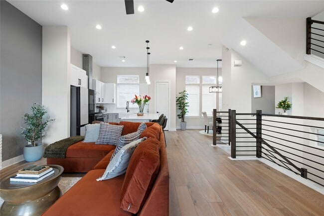 Photo - 1410 Milby St