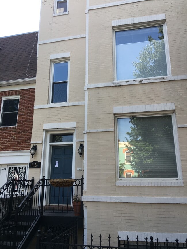Photo - 1626 5th St NW Unit 2