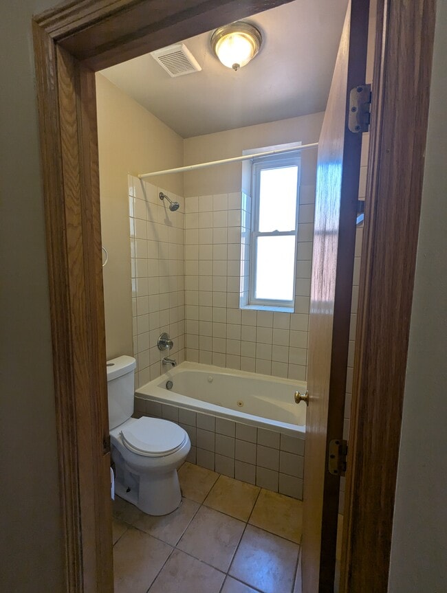 Photo - 3212 W Warren Blvd Unit 2