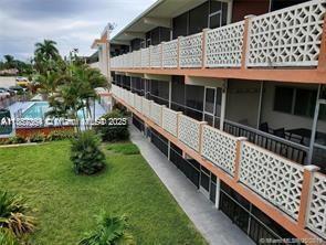 Photo - 1450 NE 170th St Unidad 109