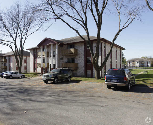 Building Photo - Crest Manor Rental