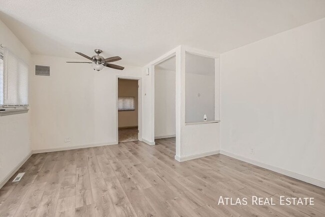 Photo - 2365 Fulton St