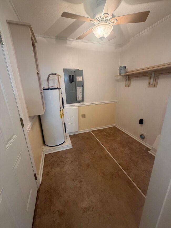 Photo - Move in Incentive!