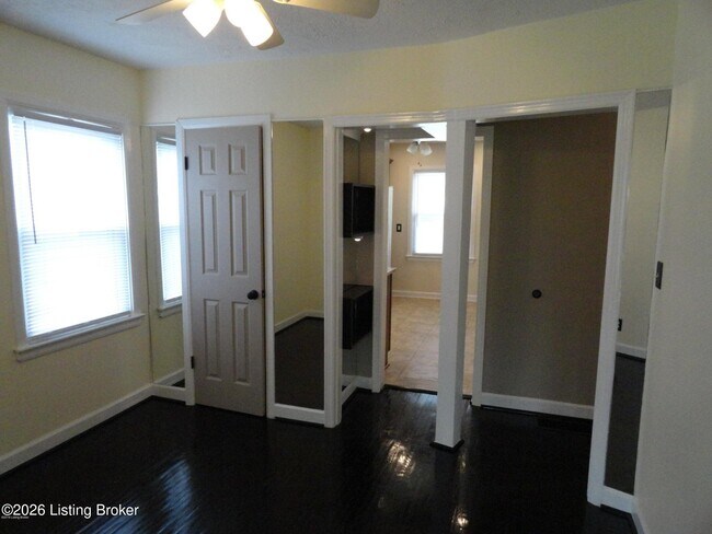 502 Harris Pl