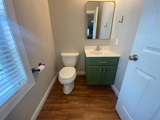Photo - A RELAXING RETREAT - 3 bd/2.5 bath Twin Home for Rent