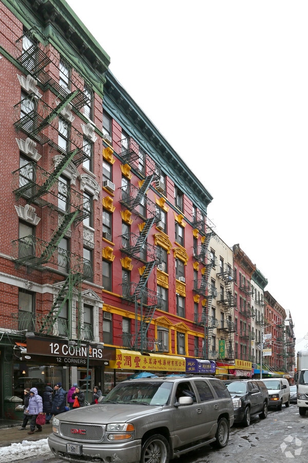 Photo - 123-125 Mott St