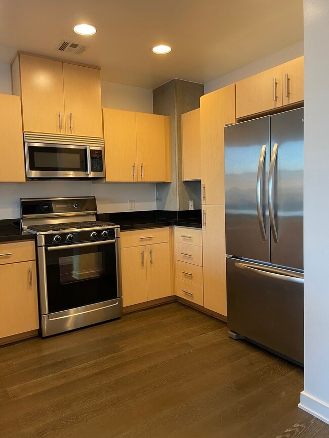 Photo - 311 2nd St Unit 603