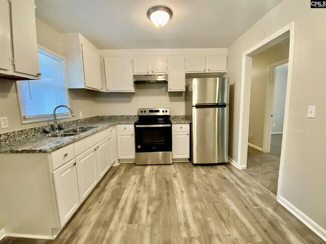 Photo - 101 Woodcrest Dr
