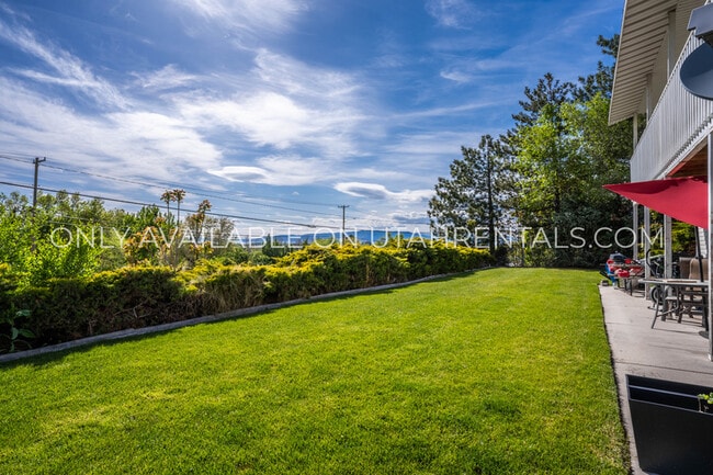 Photo - 2051 S State St