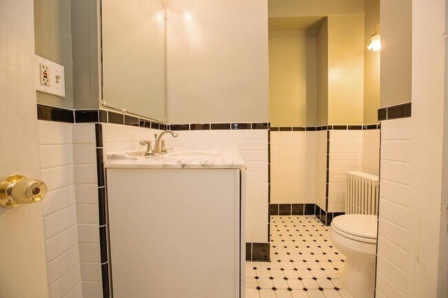 Photo - 15 Webster St Unit 1