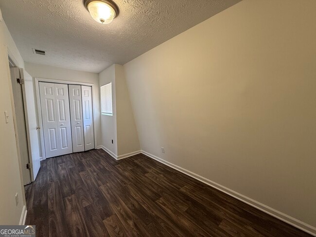 Photo - 540 Rustwood Dr