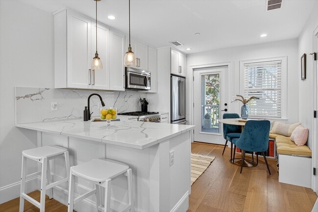 Photo - 7 Bell Ct Unit 2