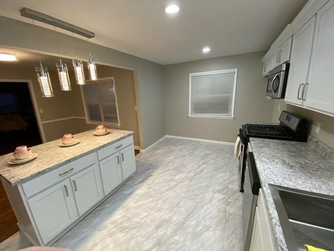 Photo - Like New Close to MSU 2 br 2 ba with basement