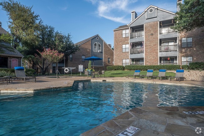 Building Photo - Overlook At Bear Creek Rental