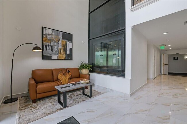 Photo - 1104 Pine Heights Dr NE