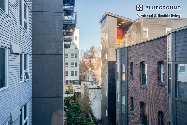 Photo - 1530 Belmont Ave Unit FL4-ID255