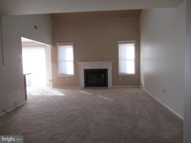 Photo - 14 Beverly Ct