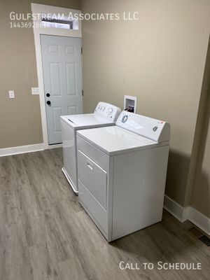 Photo - 2114 Hollins St