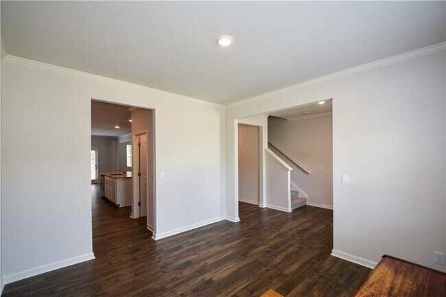 Photo - 331 Belmont Dr