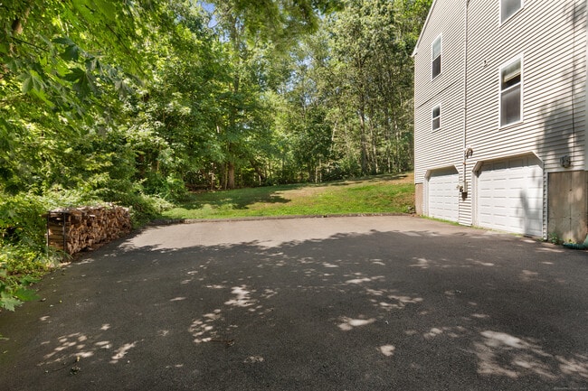Photo - 15 Blue Ridge Ln