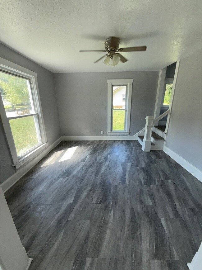 Photo - 209 Irving Ave