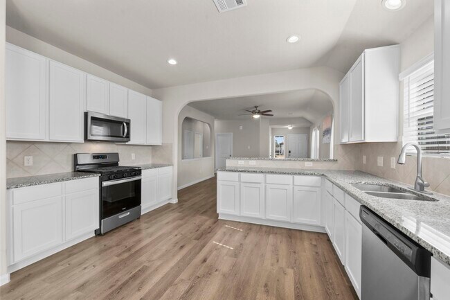 Photo - 14091 Chinook Dr