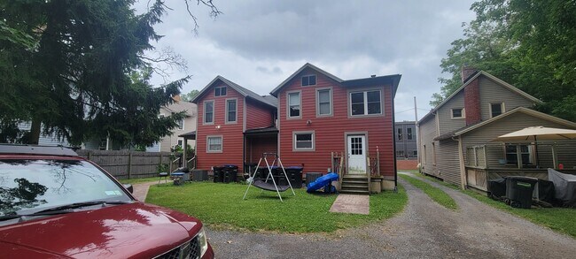 38 Brook St Unidad 38 Brook Street Canandaigua