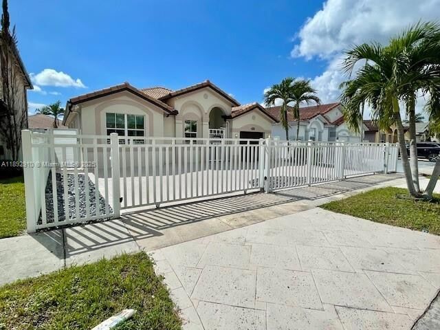 Photo - 15438 SW 23rd Ln