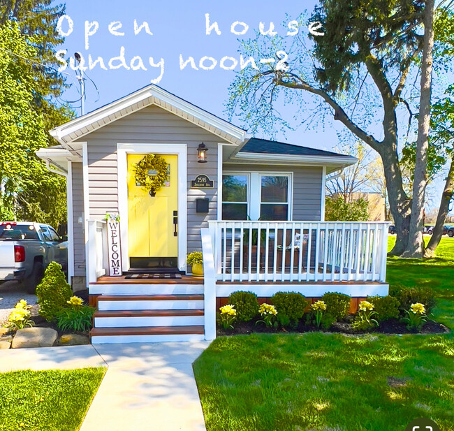 Photo - 2595 Shelburn Ave House