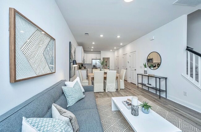 Photo - 102 Twin Rivers Dr