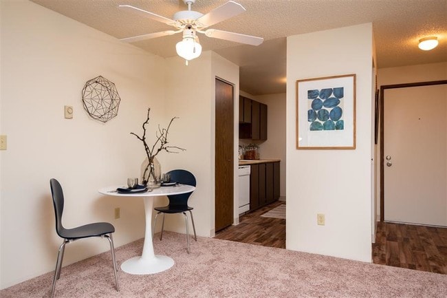 Photo - St James on Hall Apartments