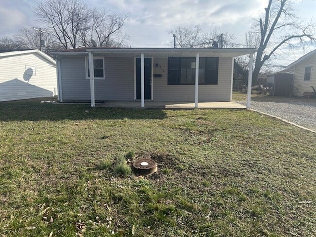 Photo - 222 St John Dr