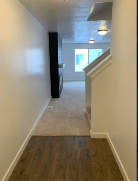 Photo - 458 S Pegasus Way