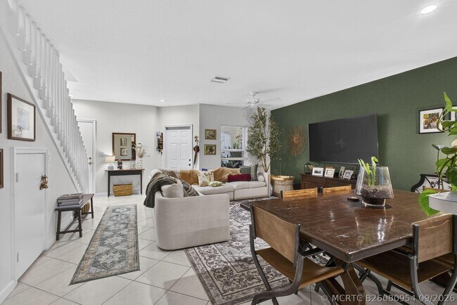13433 Georgian Ct