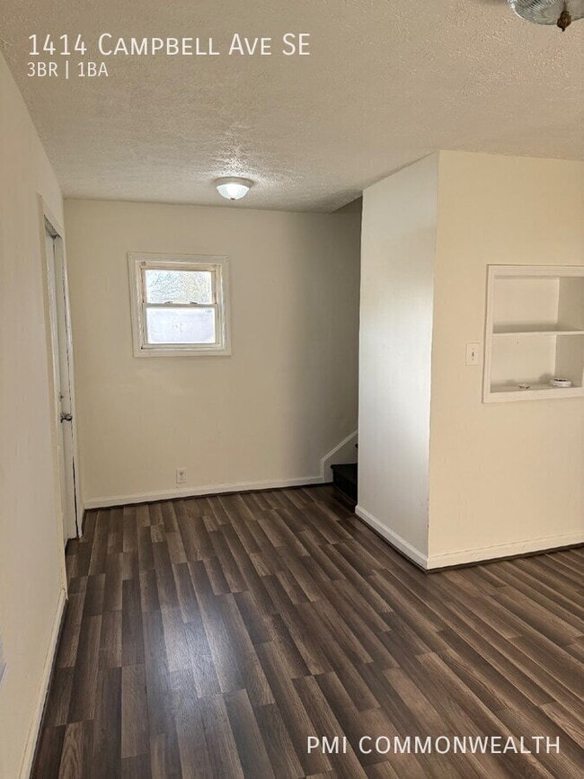 Photo - 1414 Campbell Ave SE