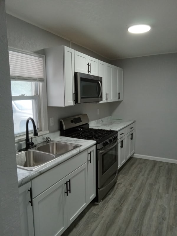 Building Photo - 835 US-20 Rental