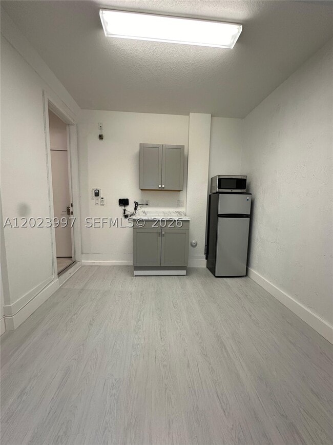 Building Photo - 10972 SW 235th Ln Unit 2