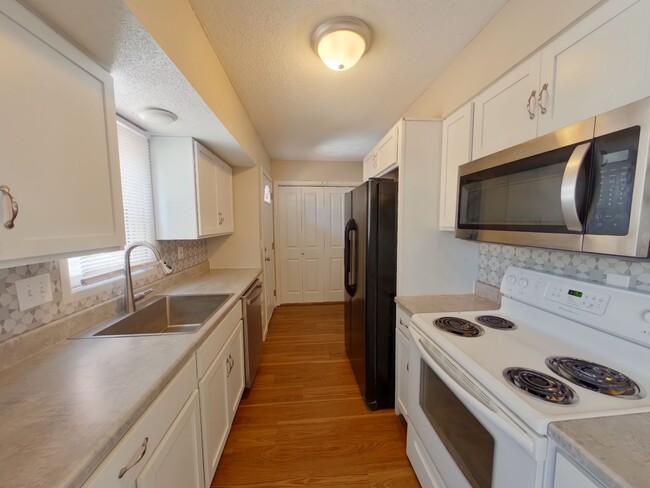 Photo - 1224 Richmond St