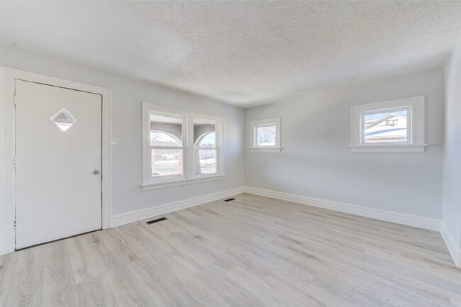 Photo - 8373 Elmore Ave